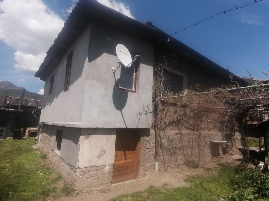 Продава се Къща в Златица - 100 кв.м за 816 €/кв.м - Снимка #1