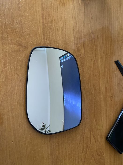 Продам зеркало Camry 40,45 европеец