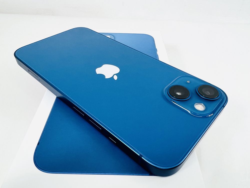 Apple iPhone 13 128GB Blue Перфектен! Гаранция!