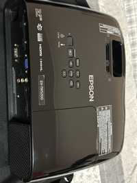 Videoproiector Epson EH-TW5200 + ecran Hama 200x150
