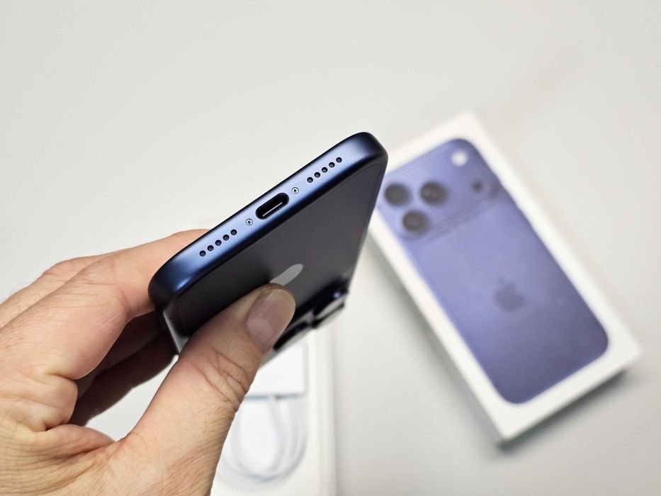 ПРОДАМ iPhone 17 PRO (256GB) Deep Blue/ SIM. Состояние НОВОЕ.