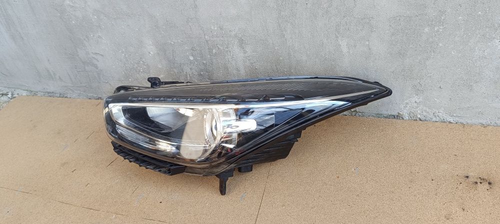 Far stanga hyundai i40 halogen drl led original cod 92101-3zxxx