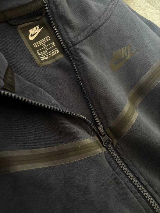 Оригинални nike tech fleece