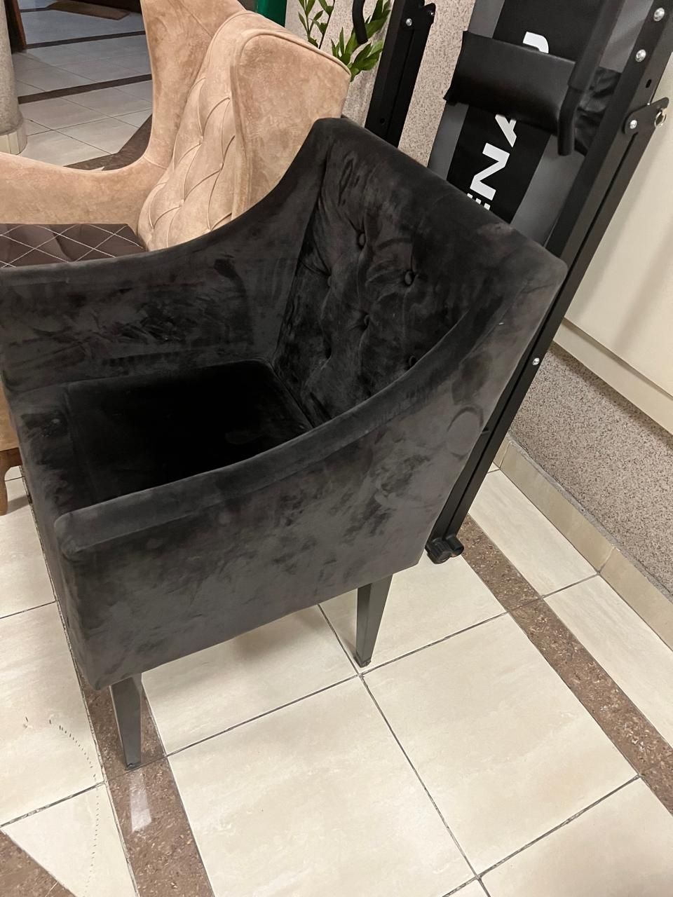 Кресло для гостевой