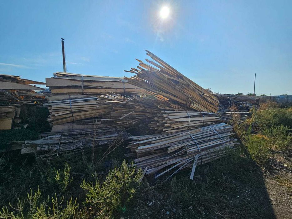 Deseuri lemn ,resturi prelucrare , lemn de foc si brichete