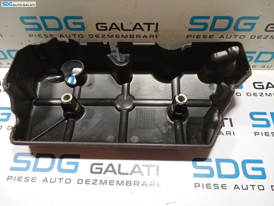 Capac Plastic Protectie Antifonare Motor Renault Scenic 2 1.9 DCI 2003 - 2009 Cod 8200368040 [M6038]