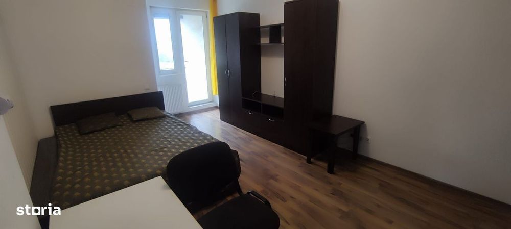 Garsoniera de inchiriat zona Titan