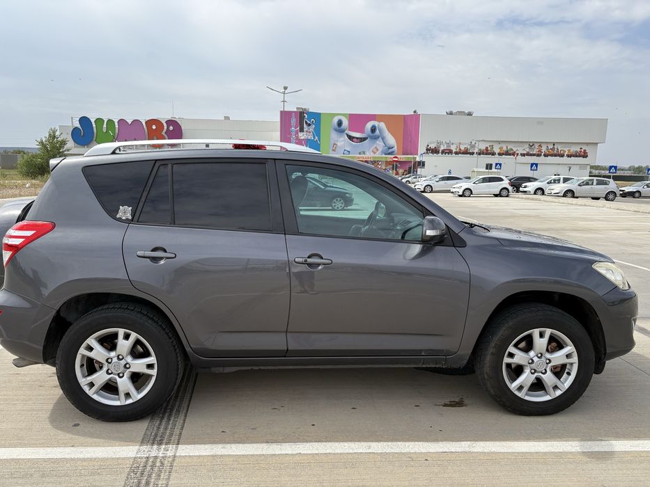 Toyota rav4 2010 2.2 d4d 150 hp