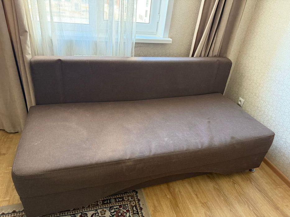 Диван отдам бесплатно