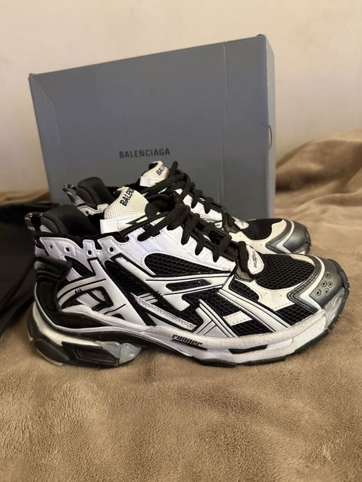 Balenciaga Runner Black&White
