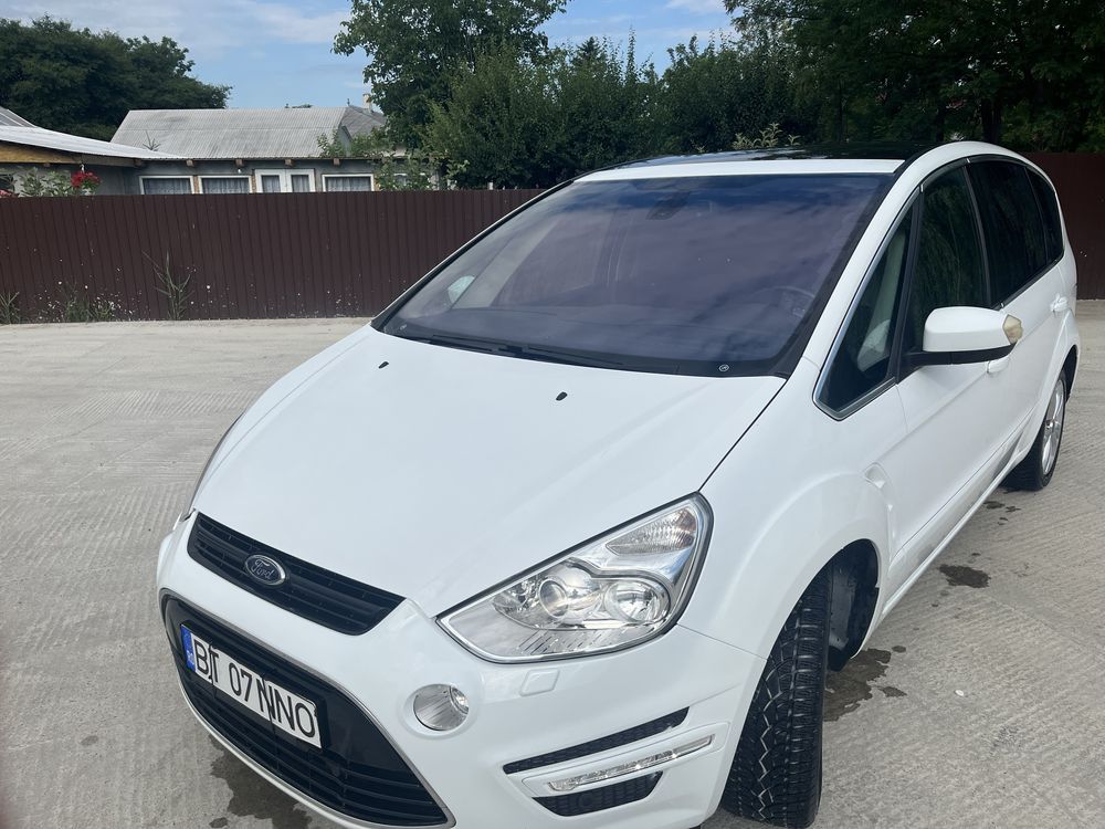 Ford S max Titanium