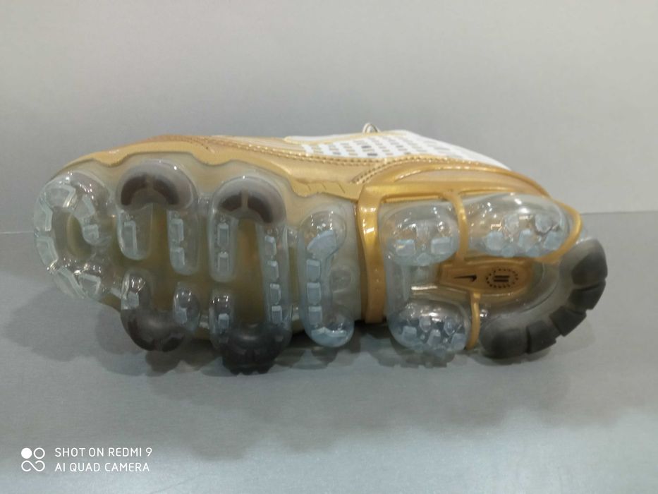 Nike Air Vapormax N35,5/22,5sm.Маратонки с камери.Нови.Оригинал.