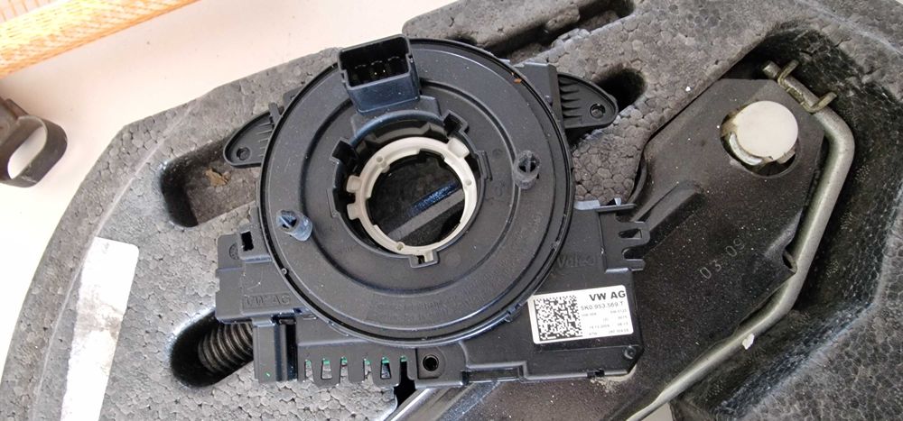 Spirala Vw Passat B6 B7 cod 5K0953569T