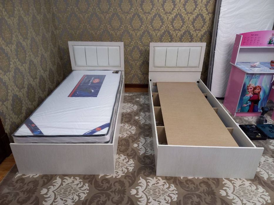 Kravat bir kishilik Spalni Краватлар