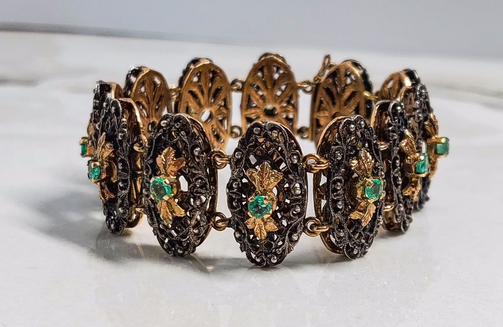 Brățară din aur de 14K cu argint și smaralde naturale – gramaj 25,44 g