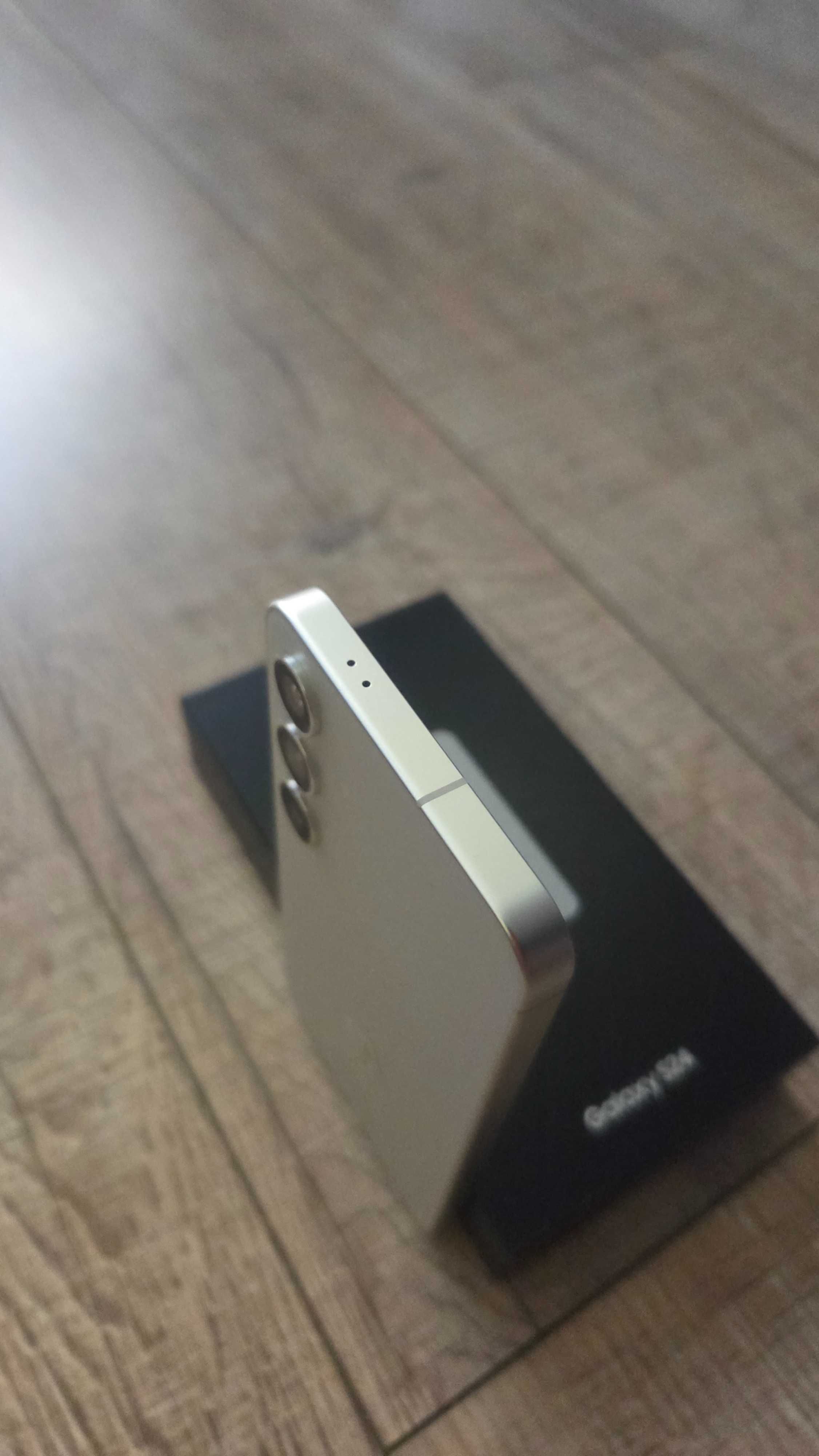Гаранция Samsung Galaxy S24 Marble Gray 256 GB Dual