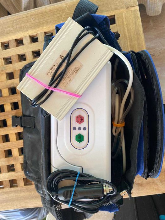 Concentrator oxigen portabil