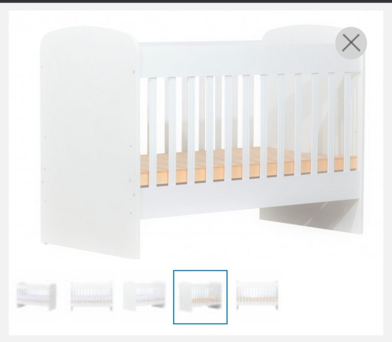 Vând pătuț in stare foarte buna!