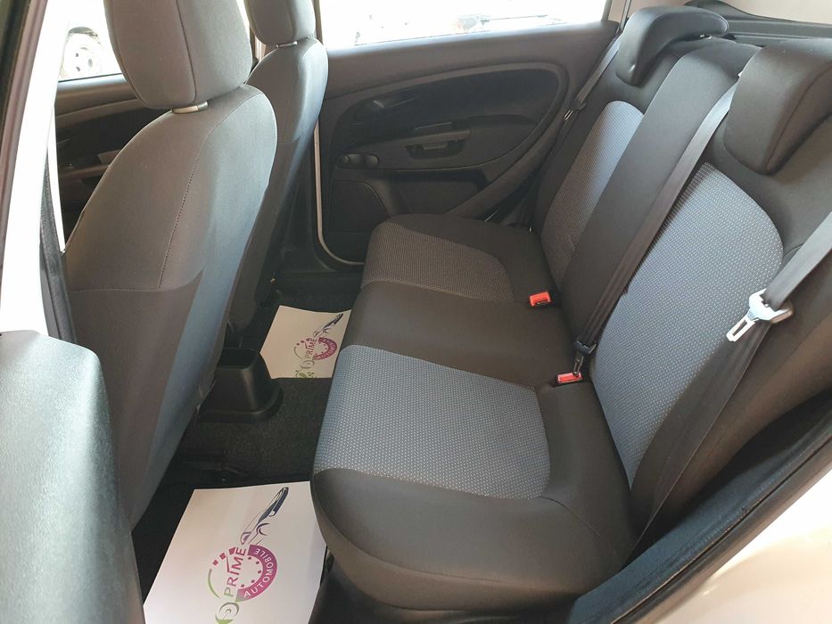 3 ANI GARANTIE tehnica fara limita km/Fiat Punto Hatchback /105.000 km