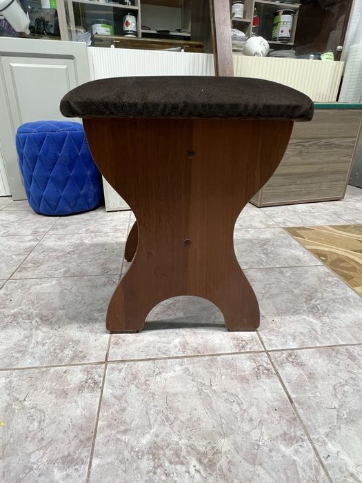 Табурет для кухни