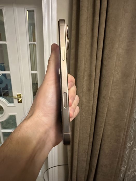 Iphone 16 pro max 100%