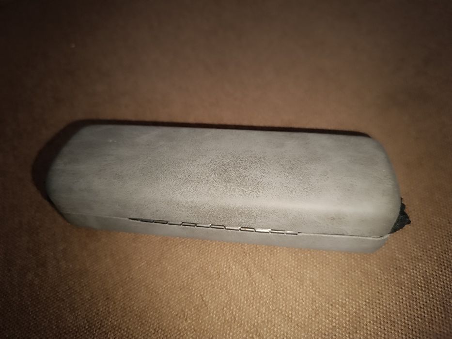 Очки солнцезащитные