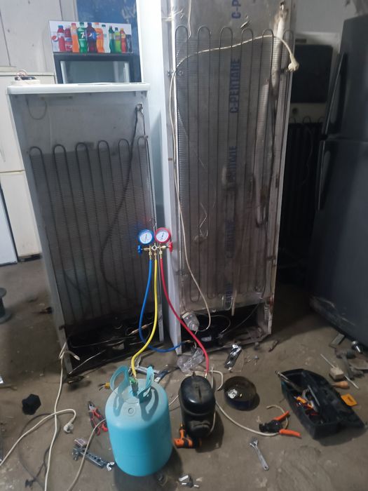 Ремонт холодильников