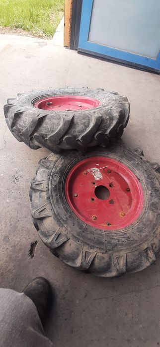 Cauciucuri tractorașe remorcute motocultoare