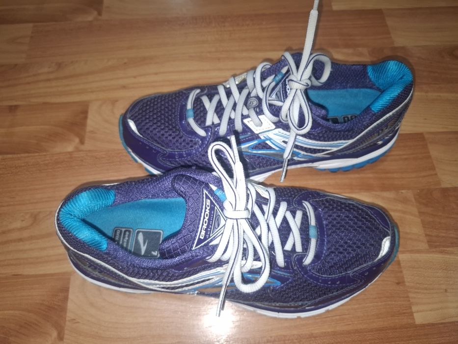 Pantofi sport Brooks