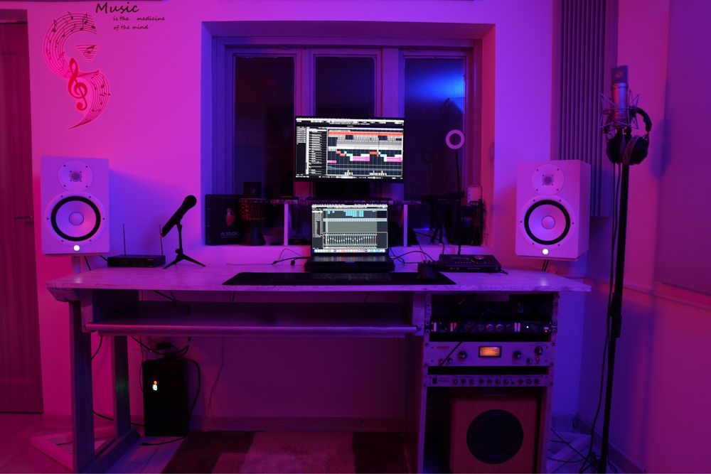 STUDIO Muzical,Videoclipuri,Sedinte Foto,Reclame,Continut Social Media