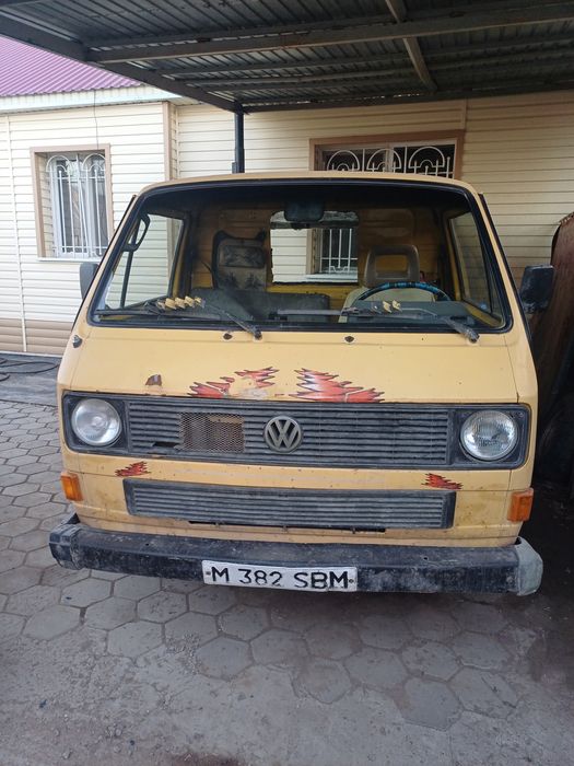 Продам Volkswagen Transporter T2  1987 г.в.