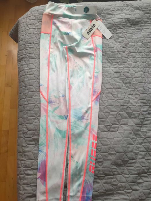 Клин Guess XS размер