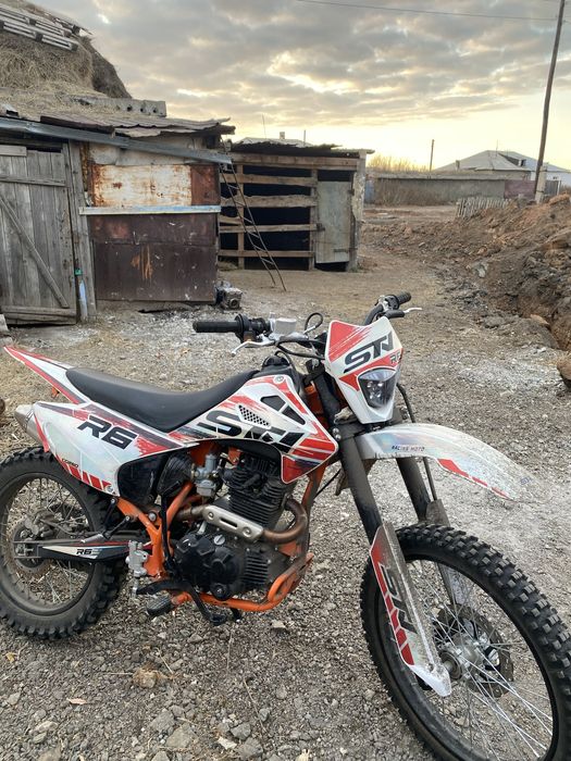 Мотоцикл эндуро 250