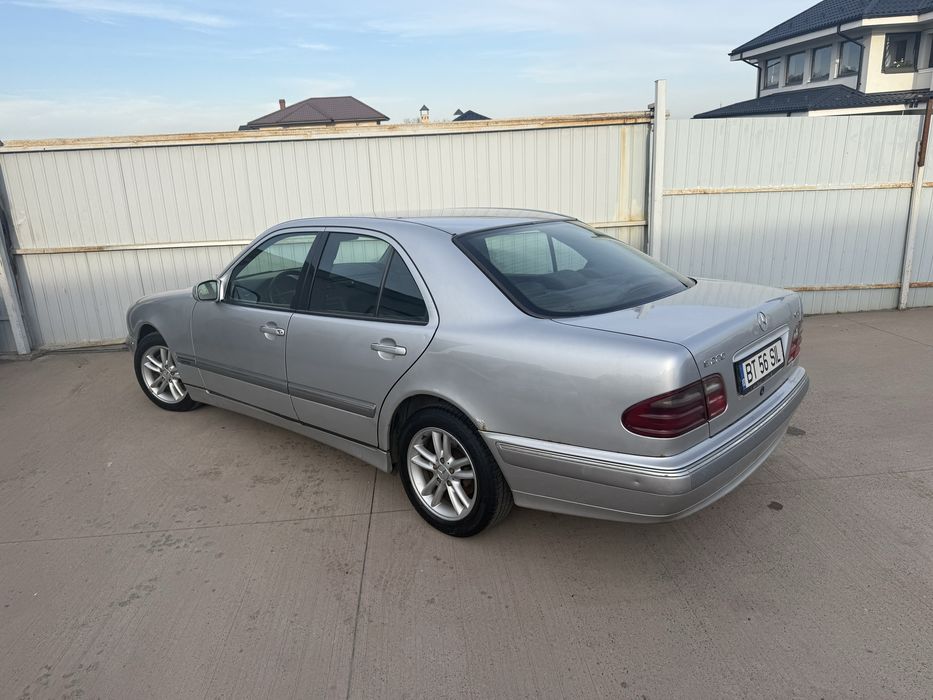 Mercedes E220* 2.2 cdi* 143cp* 1999!!!