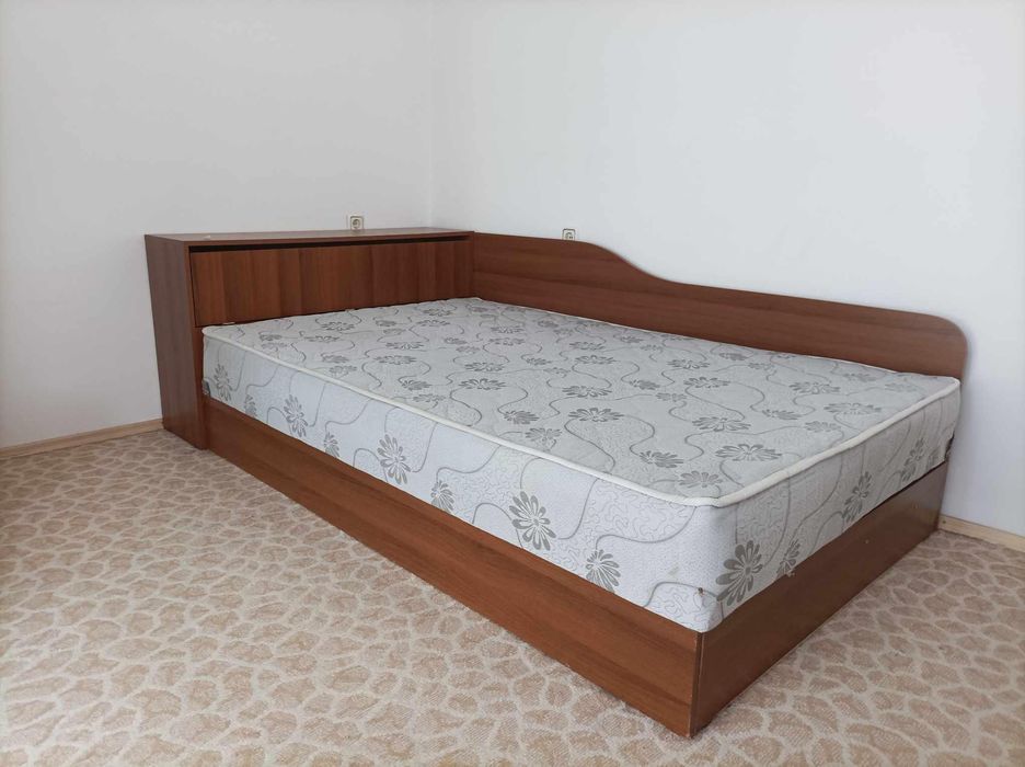 Дава се под наем Двустаен апартамент в Пловдив, Кючук Париж - 72 кв.м за 408 € - Снимка #3