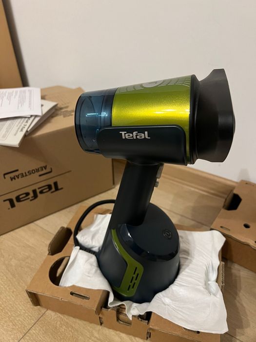 Aparat de calcat cu abur Tefal Aerostream
