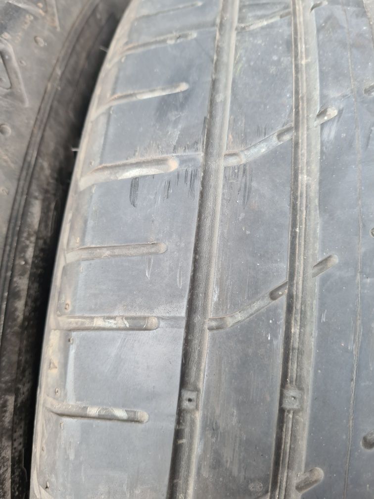 2 бр. летни гуми 205/60/16 Hankook 4,5 mm DOT 4513