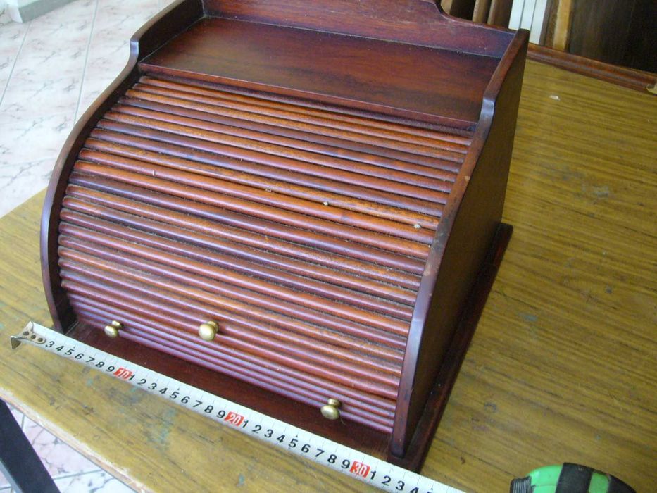 Старинни Поставки за Документи - Намалени 20%