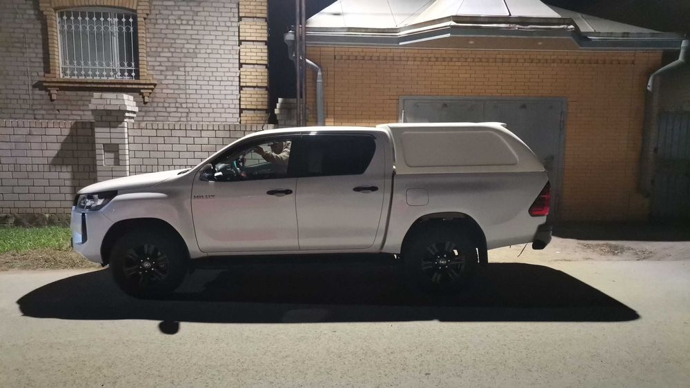 Продам кунг подходит JAK и хайлукс