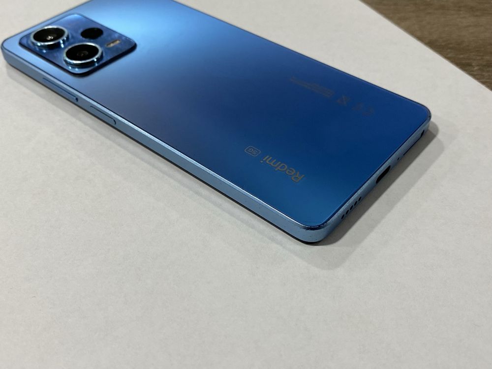 Продавам Redmi Note 12 Pro 5G 128gb