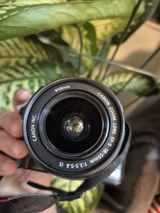DSLR Canon Eos 450 cu obiectiv
