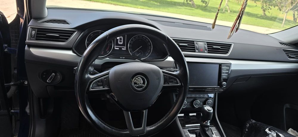 Skoda Superb 2.0 Automata Fără AdBlue
