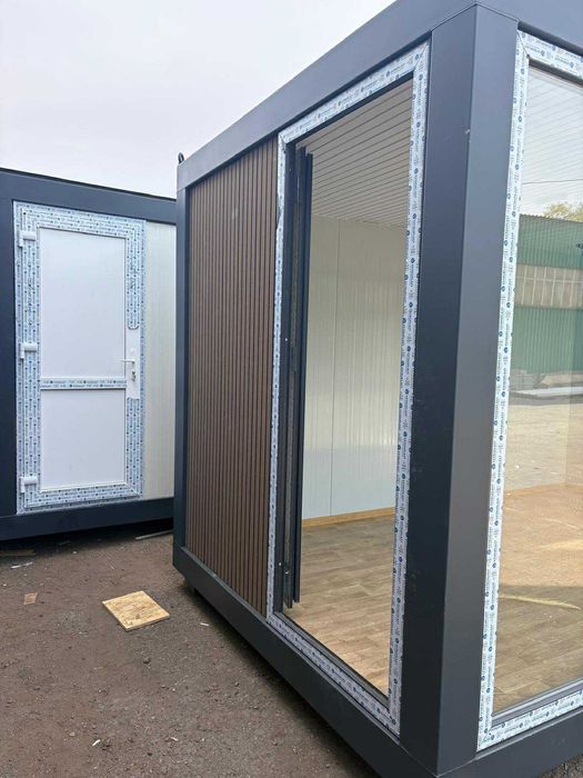 Container modular comercial modern