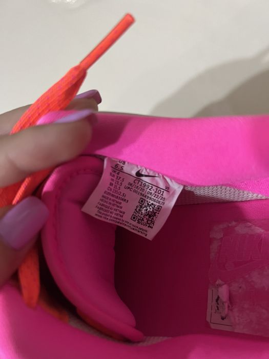 Nike Дамски обувки