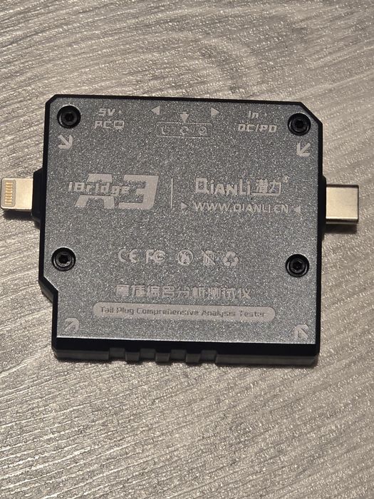 Vand Tester mufe telefoane mobile