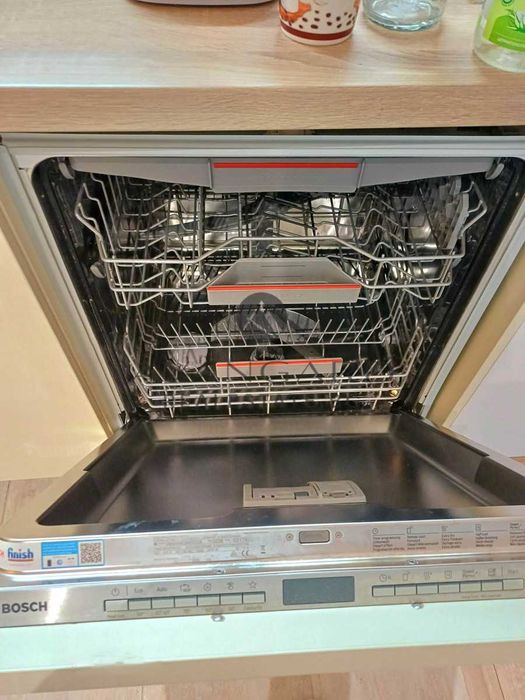 Продава се Тристаен апартамент в Пловдив, Център - 84 кв.м за 2673 €/кв.м - Снимка #8