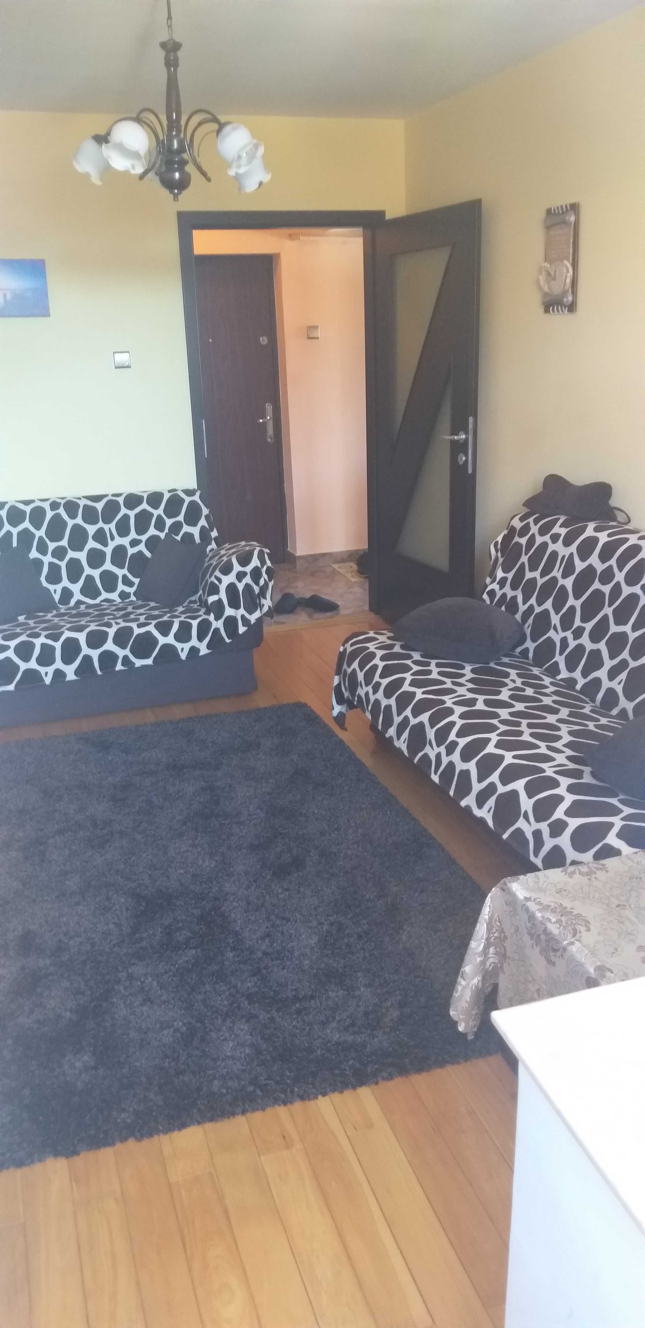 VAND apartament  PREDEAL (centru)