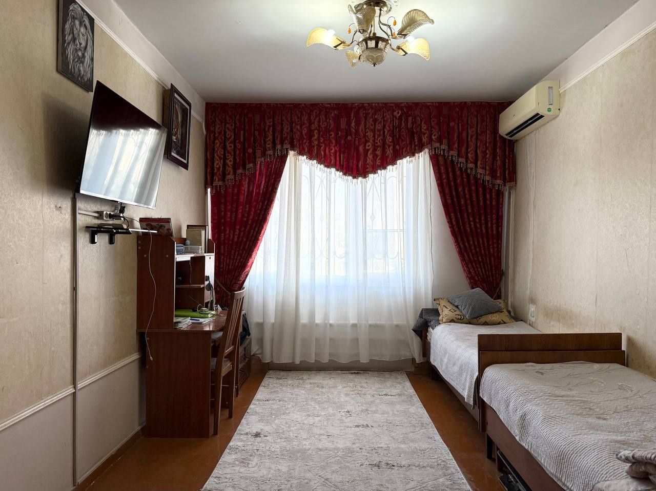 3/4/4, Школа -206, М-в Панельный 
#Можно под Ипотек

#Три