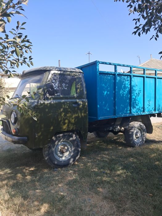 УАЗИК сотилади 1987