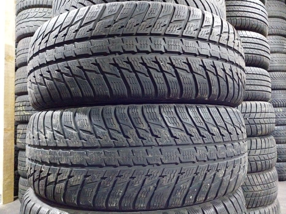 Anvelope second iarna 235 55 R17 Nokian